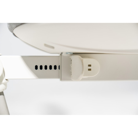 Кресло детское Ergosmart Maximus, ткань, серый, пластик, корпус белый, с чехлом "серебристый аллигатор" Кресло детское Ergosmart Maximus, ткань, серый, пластик, корпус белый, с чехлом "серебристый аллигатор"