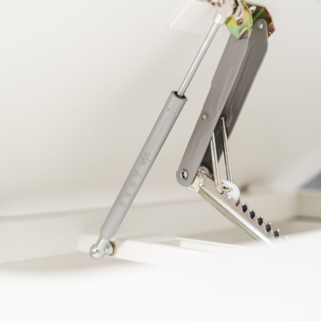 Комплект Ergosmart ученический Caravel S: стол регулируемый Caravel S, полка с подставкой для книг Wooden space S