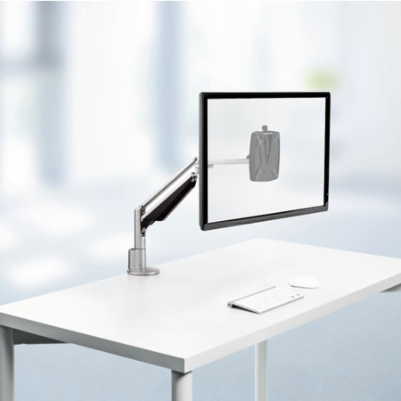 Кронштейн для монитора Novus Clu III C, черный Кронштейн для монитора Novus Clu III C, черный