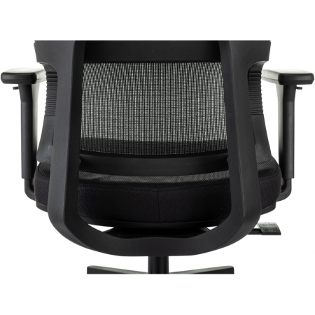 Кресло компьютерное Бюрократ MC-711N-H, черное Кресло компьютерное Бюрократ MC-711N-H, черное