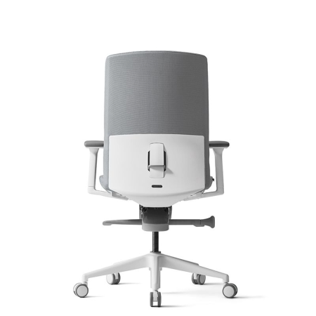 Кресло компьютерное Bestuhl J2, рама белая, без подголовника, серый Кресло компьютерное Bestuhl J2, рама белая, без подголовника, серый