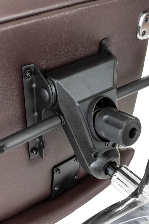 Кресло компьютерное Бюрократ DAO, кожа, коричневый Кресло компьютерное Бюрократ DAO, кожа, коричневый