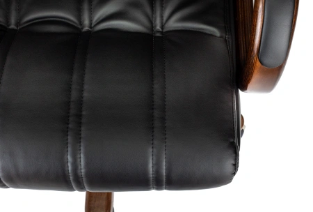 Кресло компьютерное Бюрократ T-9932WALNUT, экокожа, черный, металл, дерево Кресло компьютерное Бюрократ T-9932WALNUT, экокожа, черный, металл, дерево
