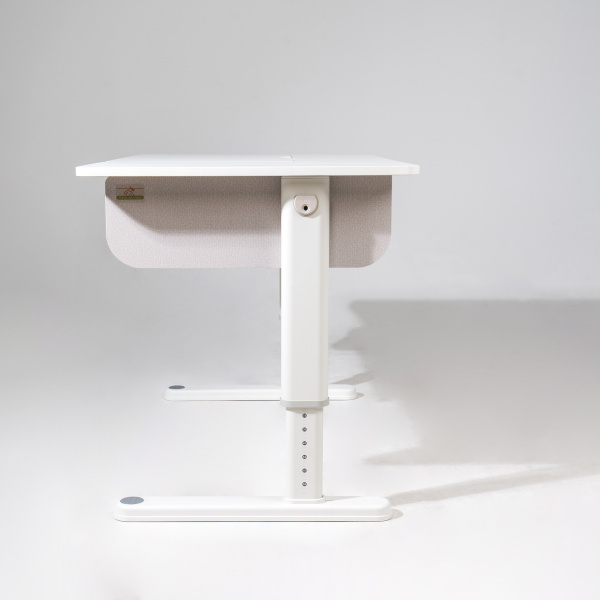 Комплект Ergosmart ученический Caravel S: стол регулируемый Caravel S, полка с подставкой для книг Wooden space S