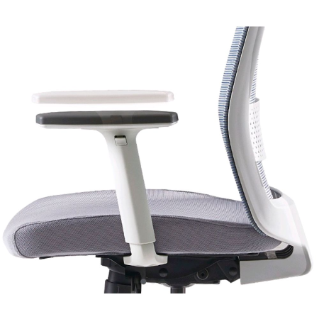 Кресло компьютерное Bestuhl S30, рама черная, черный/серый Кресло компьютерное Bestuhl S30, рама черная, черный/серый